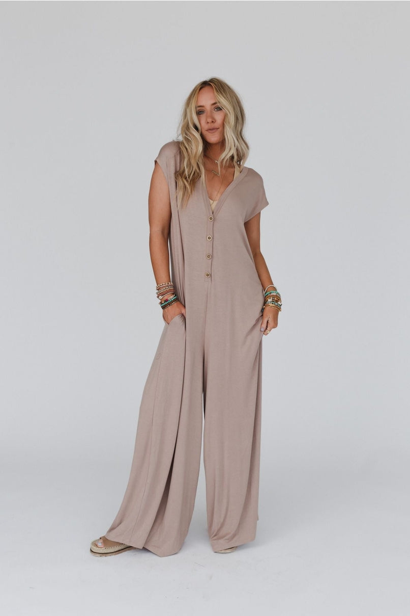 Women's Daphne Button down Jumpsuit in Mocha