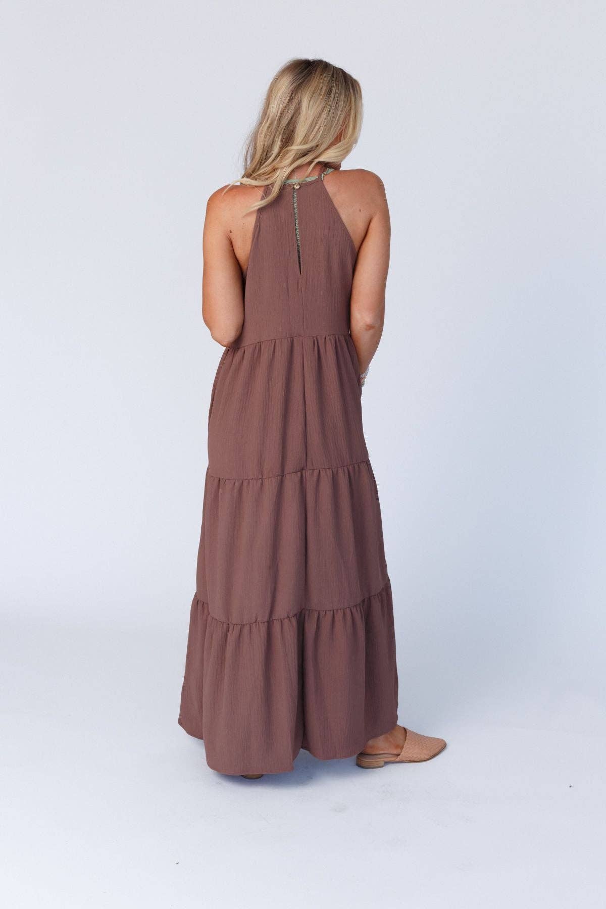 Women's Scarlett Baby Waffle Tiered Maxi Dress / Mocha
