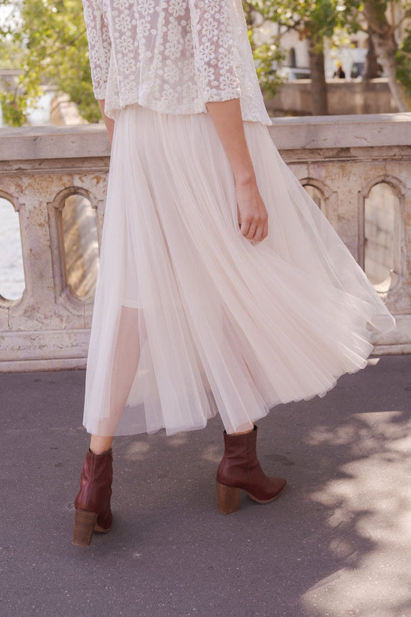 Women's Aria Tulle Midi Skirt in Ecru