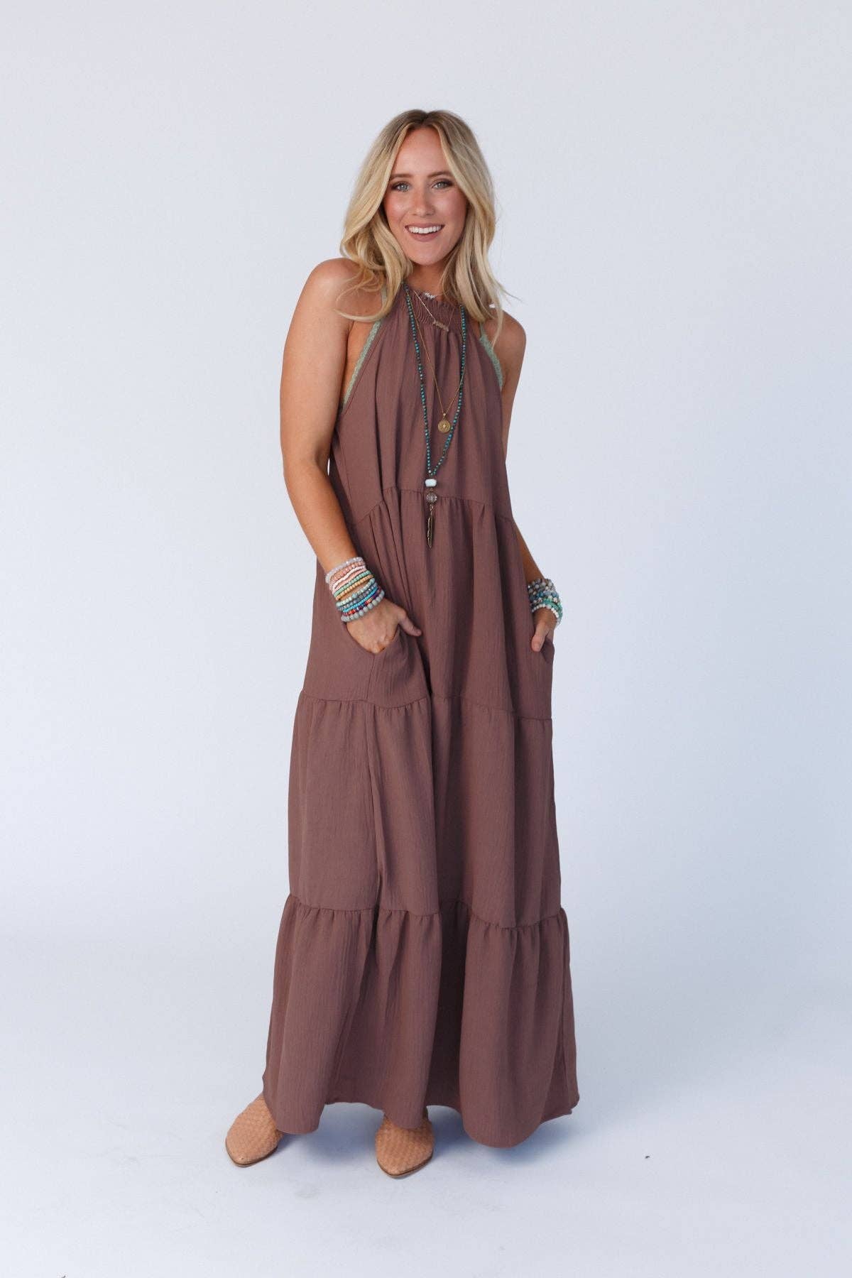 Women's Scarlett Baby Waffle Tiered Maxi Dress / Mocha