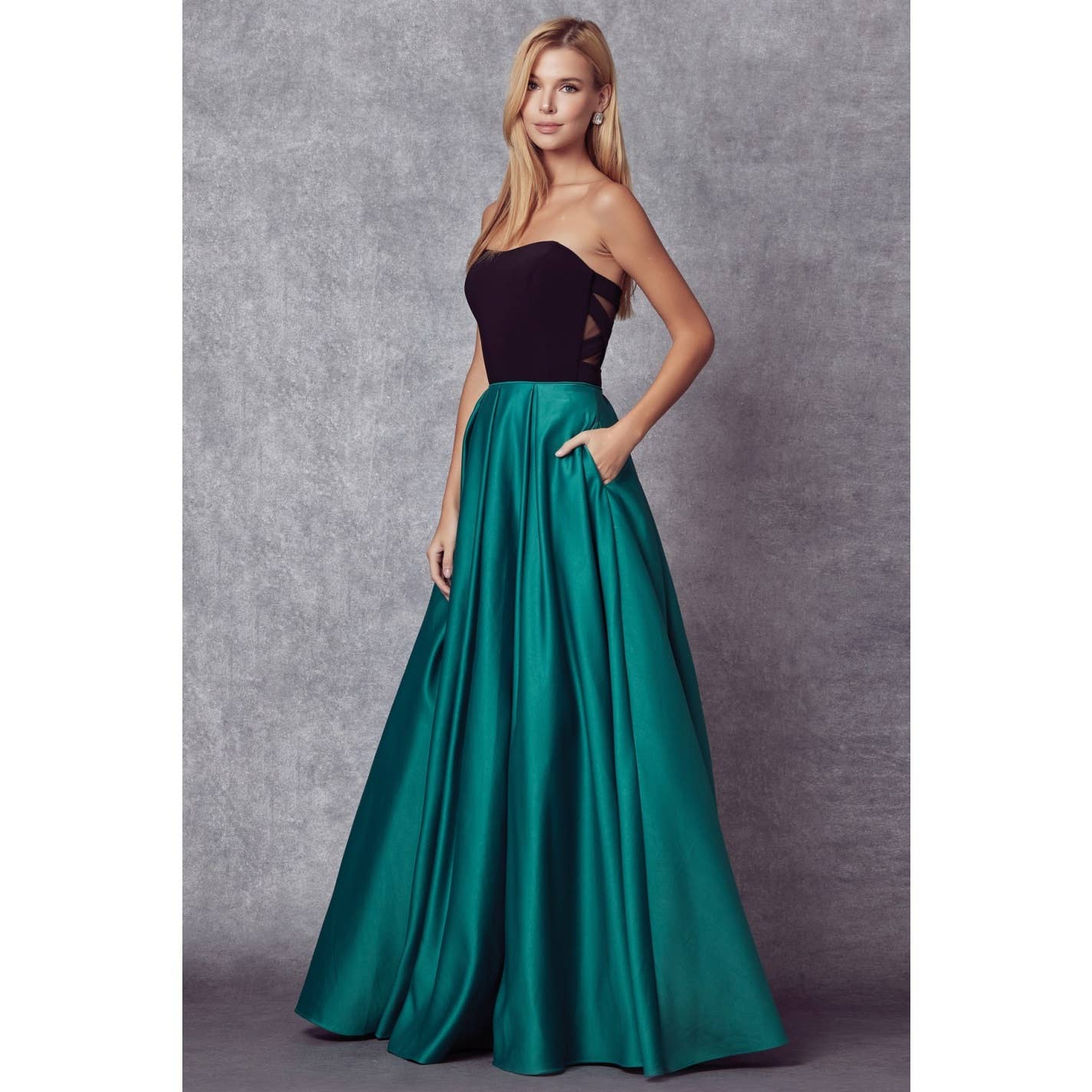 Women's Juliet Two-Tone Sweetheart Ball Gown