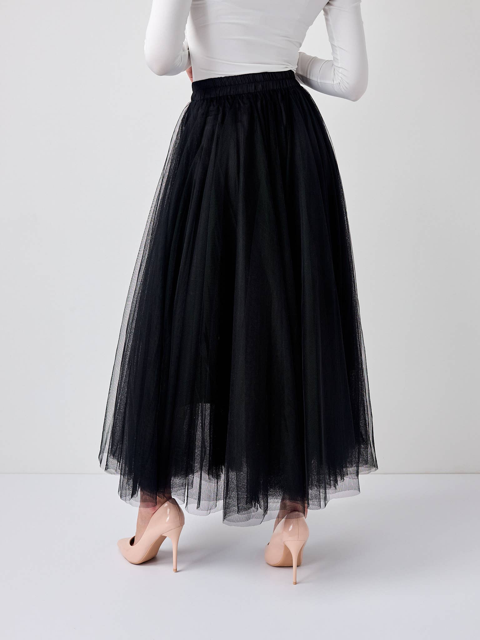 Women's Aria Tulle Midi Skirt in Black