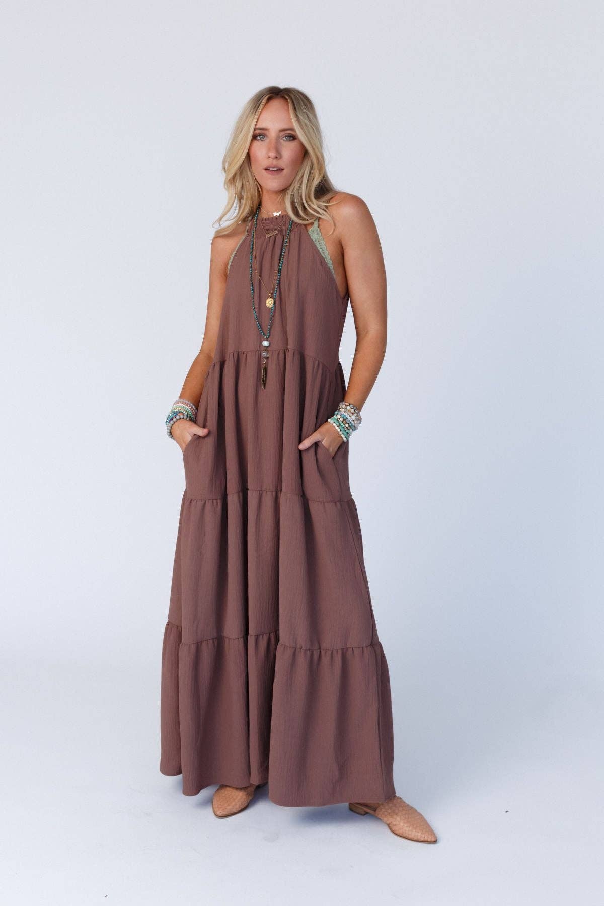Women's Scarlett Baby Waffle Tiered Maxi Dress / Mocha